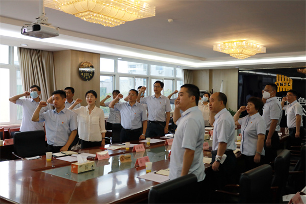 1628559627876425.jpg 0M8A9400.jpg